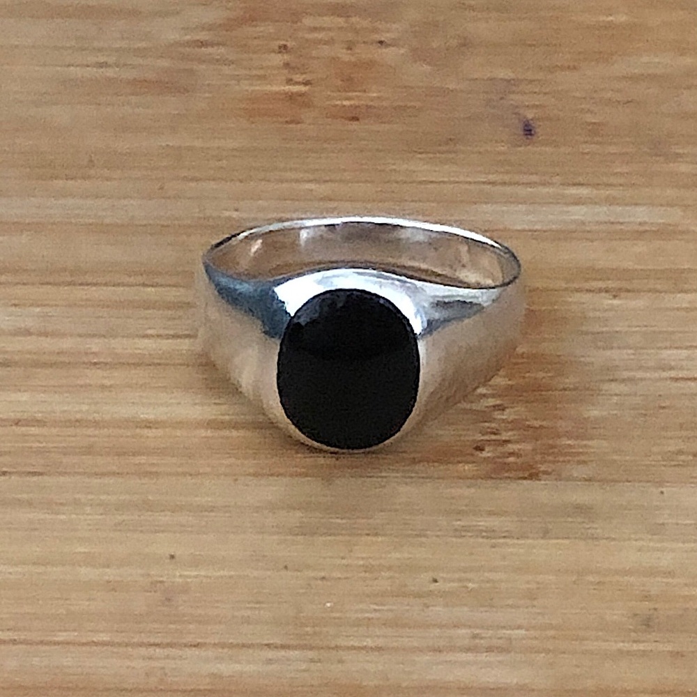$34  Designer Estate Ring  Sterling Silver  Size 7  Marked NF 925 THAILAND